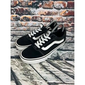 Vans Ward Low-Top Black and White Sneakers Women's Size 8 Casual Shoes